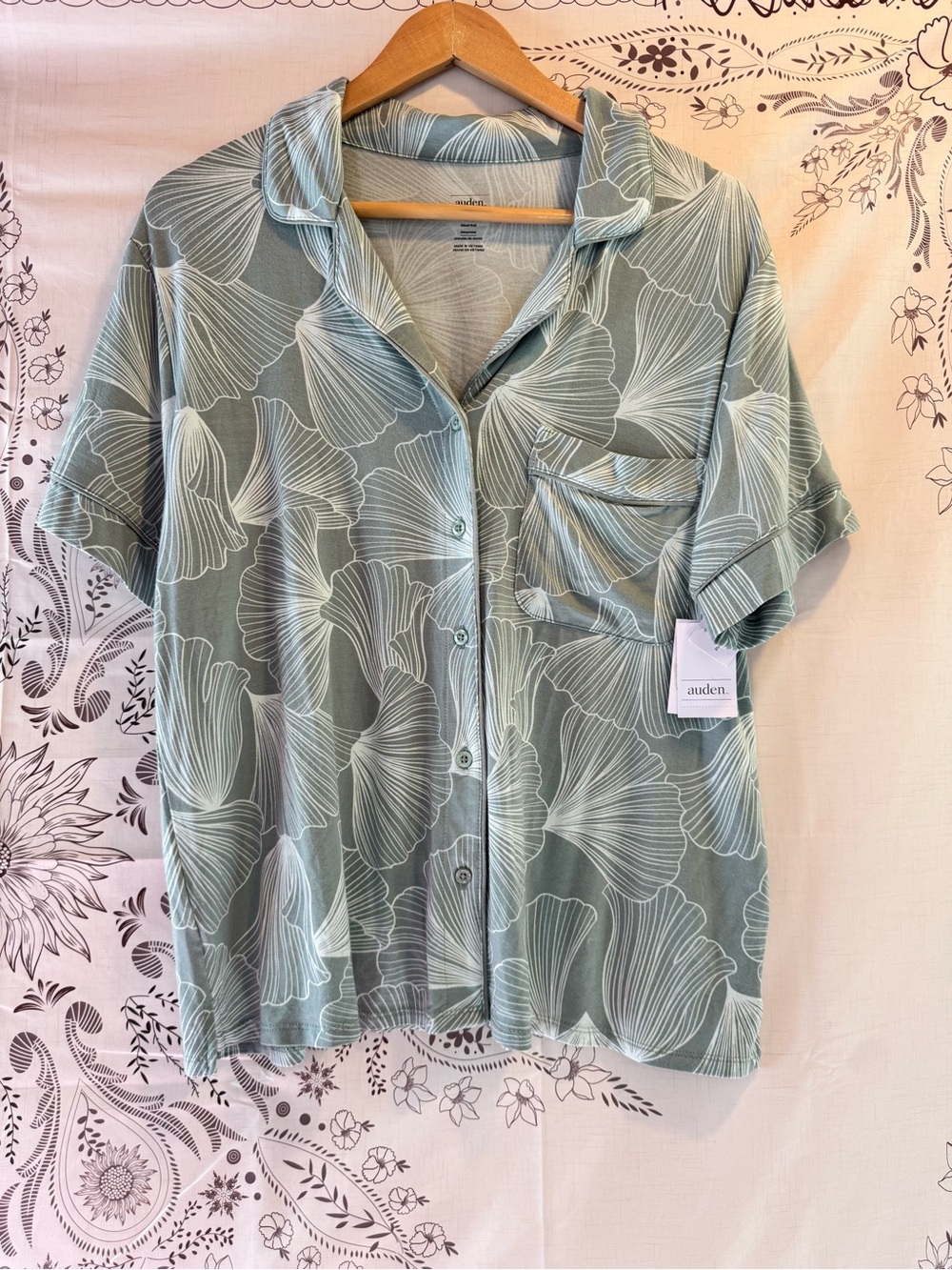Auden Short-Sleeve Button Shirt - Sage Green Leaf Print